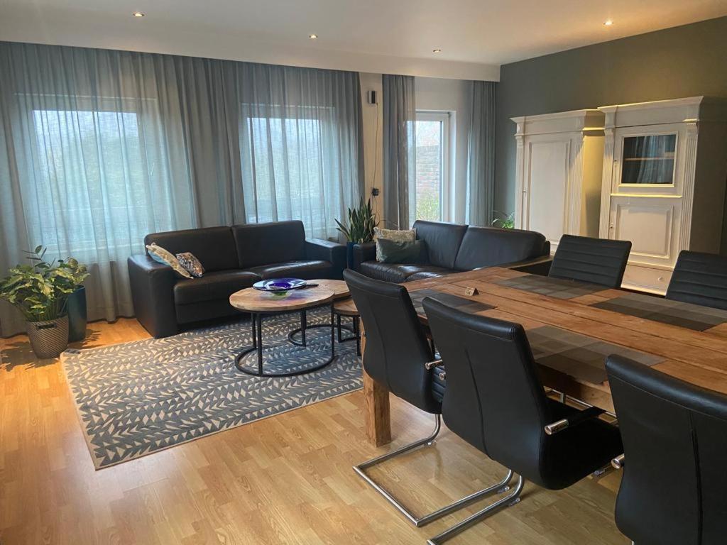 Panorama Sousberg Appartementen Schin op Geul Esterno foto