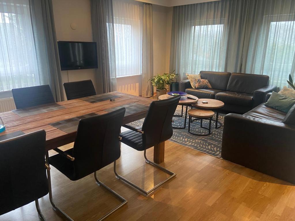 Panorama Sousberg Appartementen Schin op Geul Esterno foto