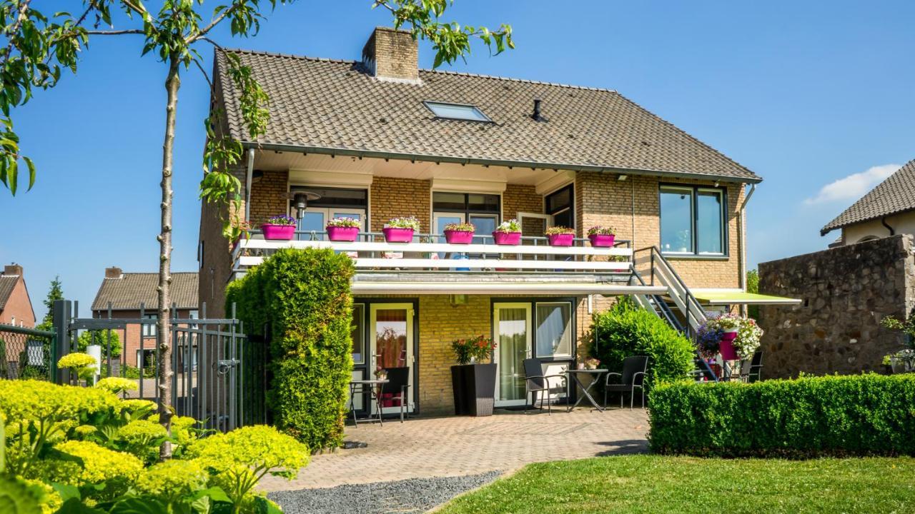 Panorama Sousberg Appartementen Schin op Geul Esterno foto